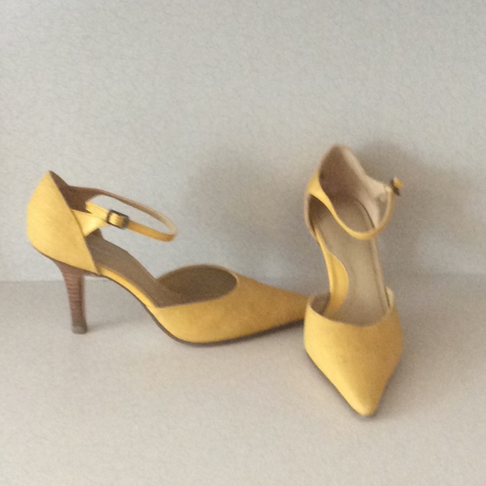 Linen pumps